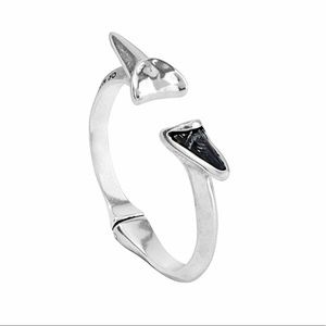 UNOde50 J.J Silver Plated Cuff